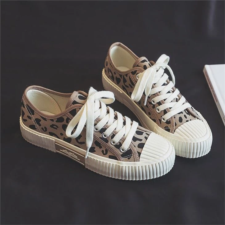women canvas shoes
